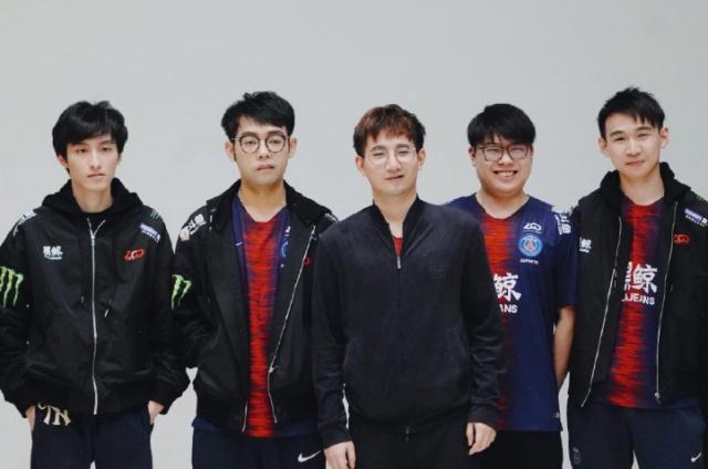 中的佼佼者 中的佼佼者