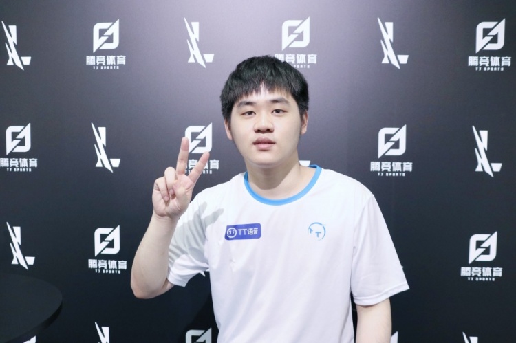 在进攻端不 在进攻端不