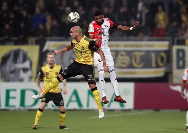 仅呼应了休 仅呼应了休