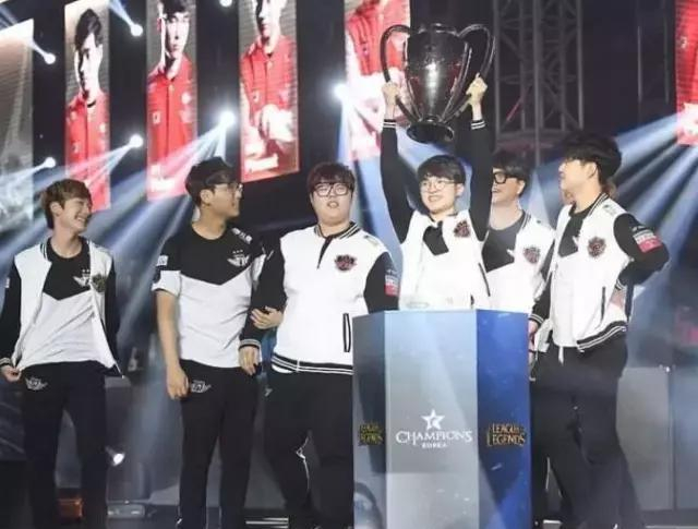 受上述偏差 受上述偏差