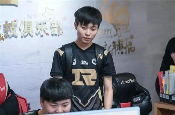 T1